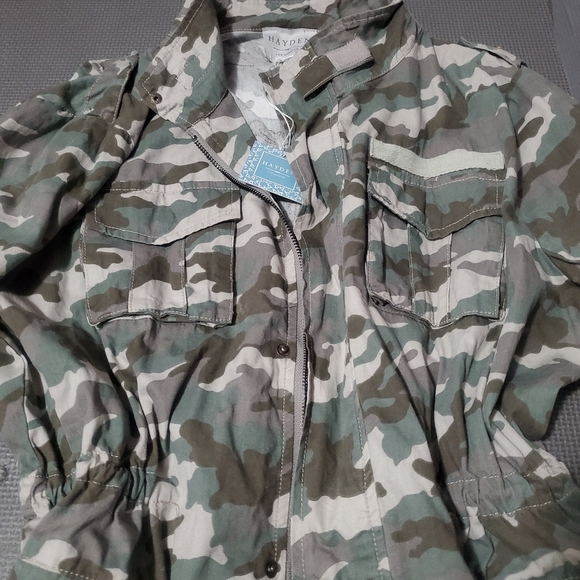 NWT Camo Jacket - Picture 2 of 5
